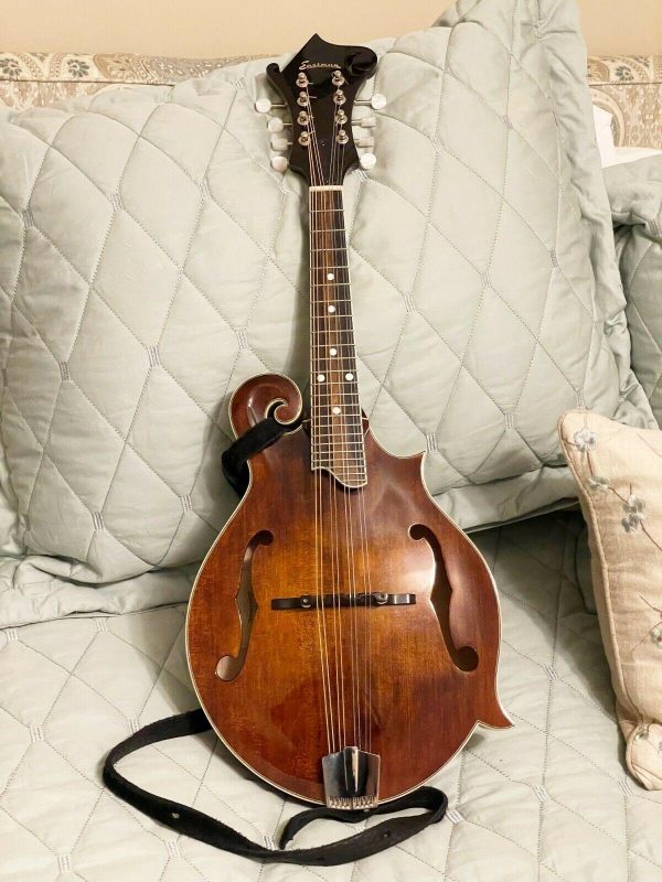Eastman MD515 Mandolin, Used in Excellent Condition with Hard Case
