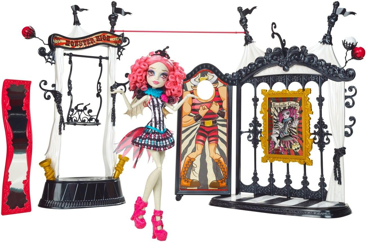Monster High Freak du Chic Funhouse Playset with Rochelle Goyle Doll